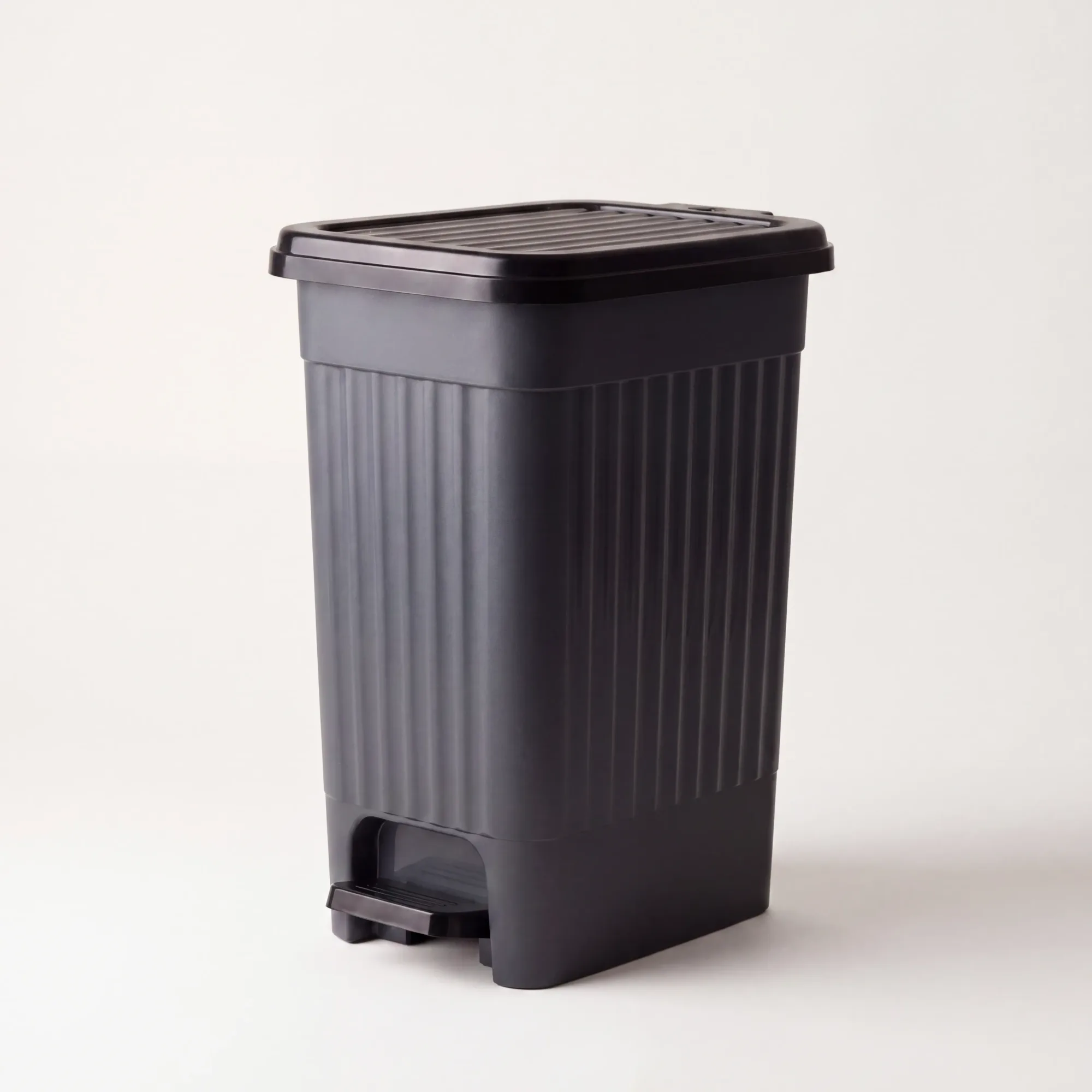 10 L Slim Pedallı Çöp Kovası